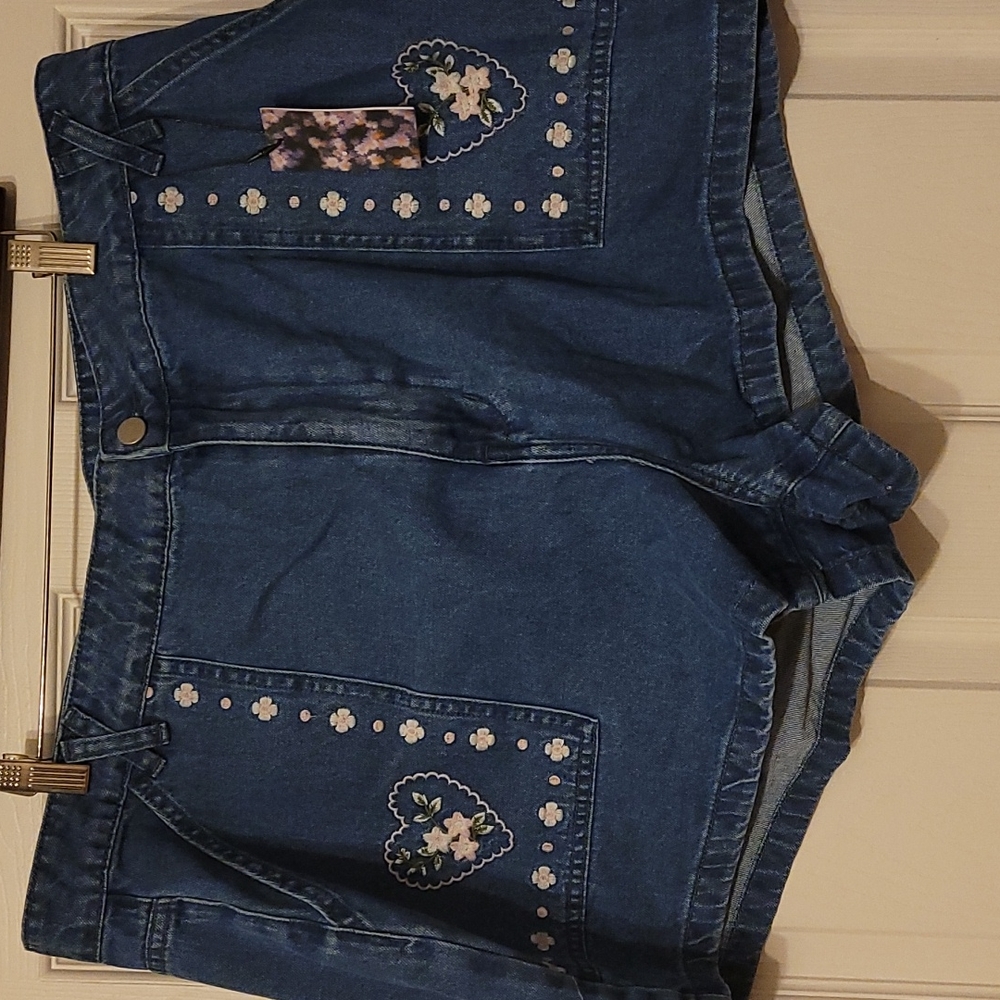 CIDER 3XL Jean Shorts NWT